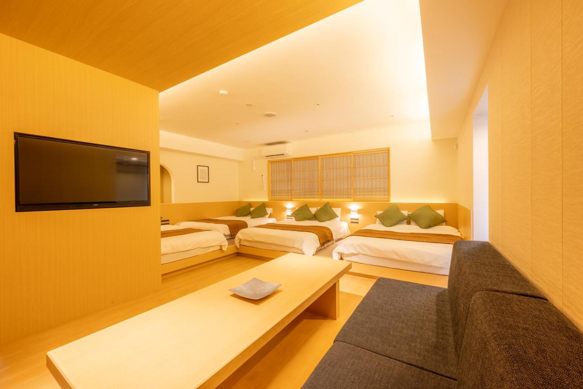 Comforts81 Shinsaibashi Apartemen